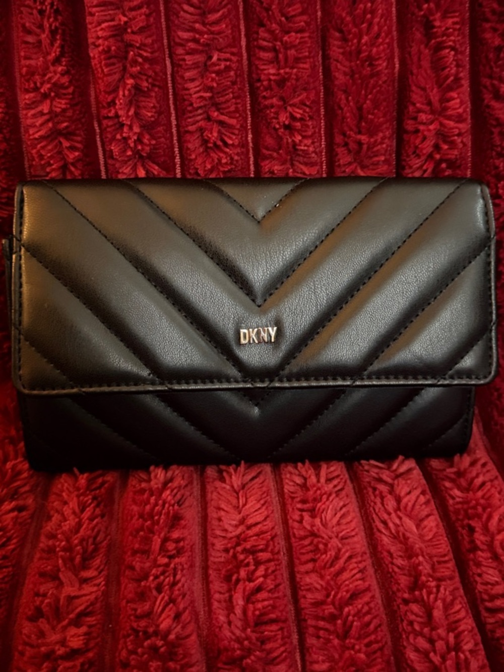 Dkny Black Quilted Chevron Leather Crossbody with Logo Accent